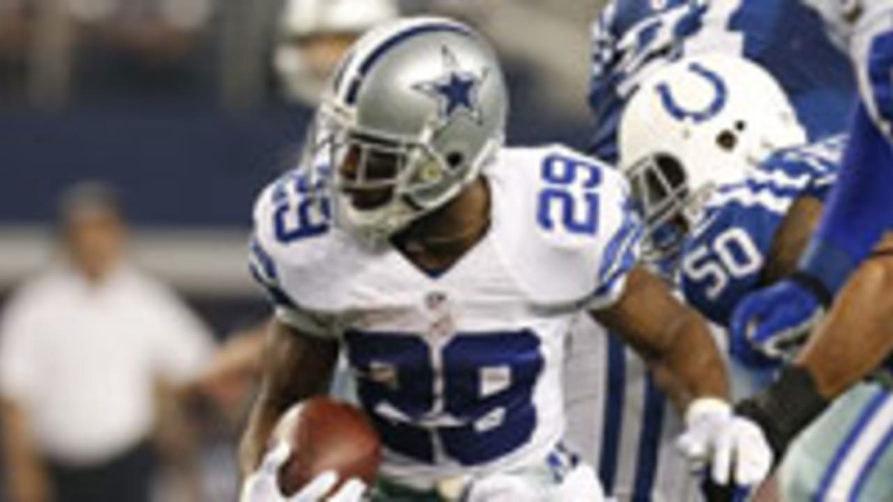 Cowboys dominate 2nd half, blow out Colts