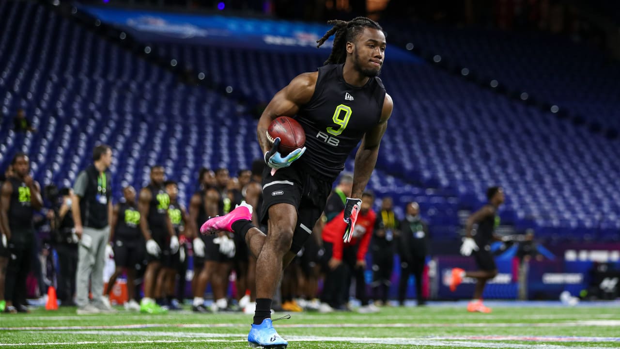 Georgia Bulldogs running back James Cook's 2022 NFL Scouting Combine workout