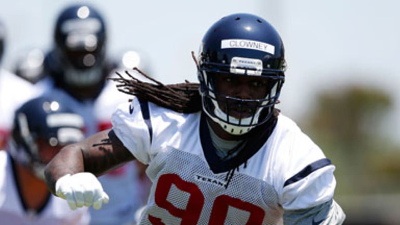Clowney-Jadeveon-140717-PELP.jpg