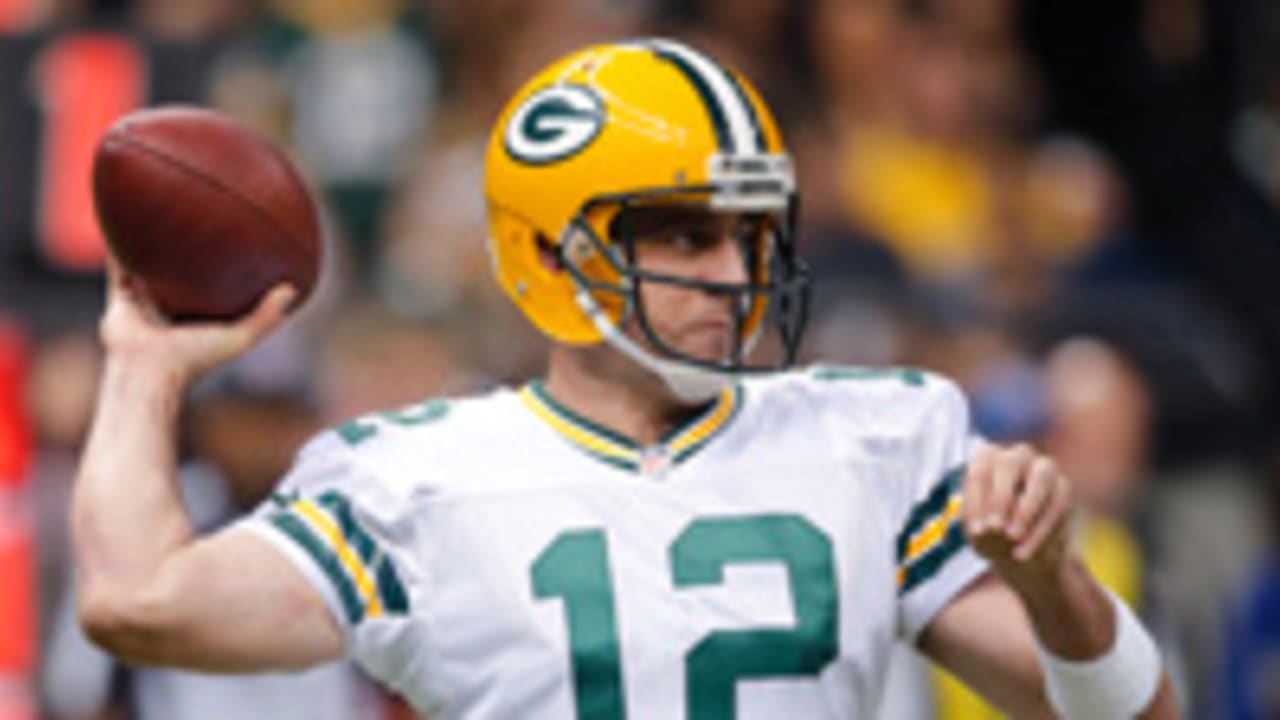 Rodgers-Aaron-141028-SL.jpg