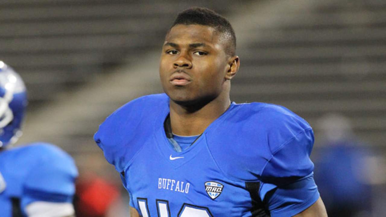 Khalil-Mack-tos-130902-2.jpg