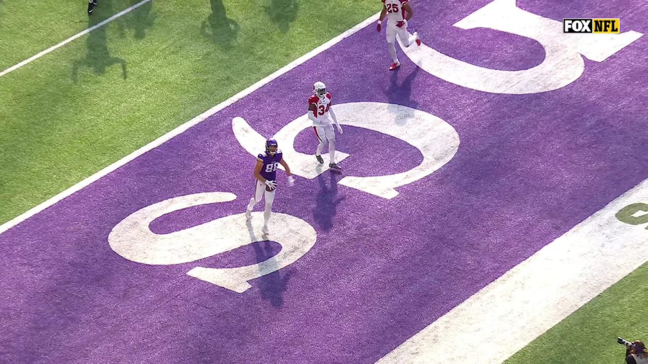 Minnesota Vikings tight end Johnny Mundt is WIDE open on 1-yard TD  reception on play action