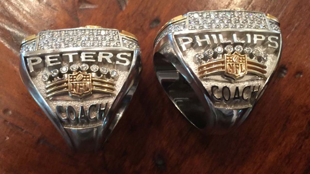 Broncos' Wade Phillips' name was misspelled on his Super Bowl ring