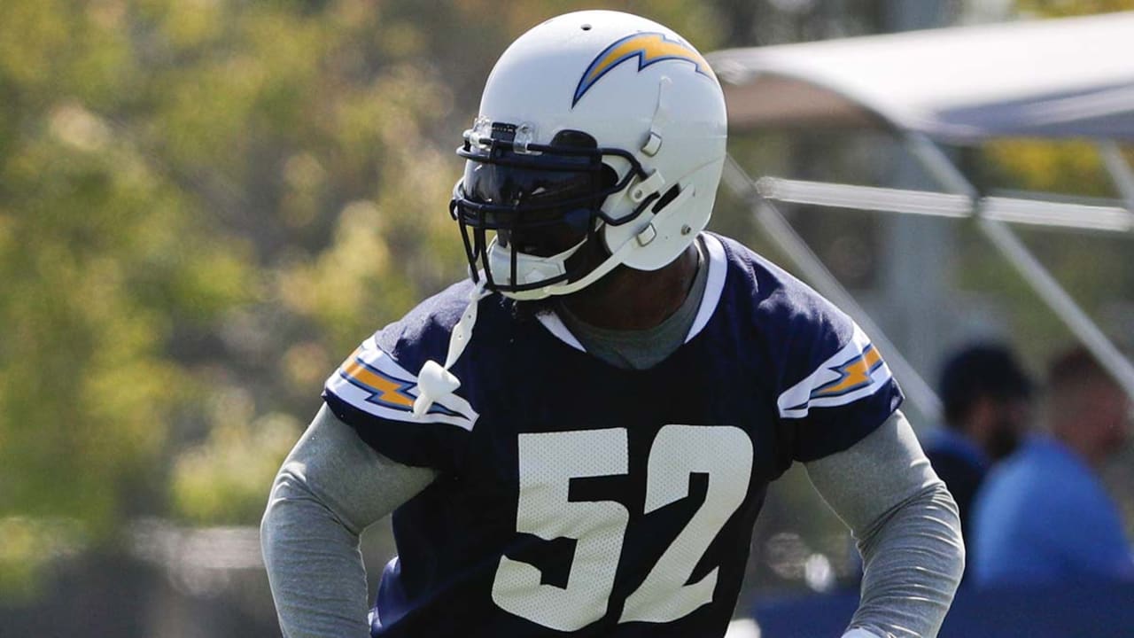 Los Angeles Chargers vs. Seattle Seahawks: Denzel Perryman carted off