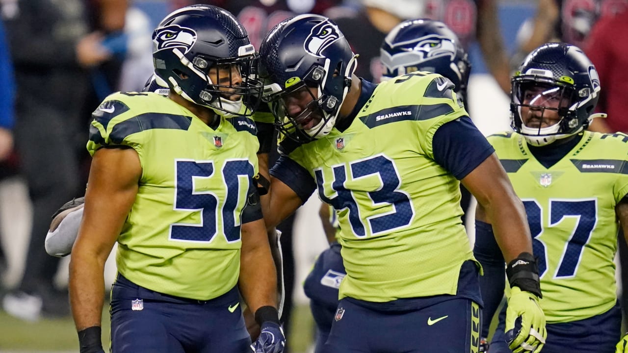 Seattle Seahawks are undefeated in action green jerseys