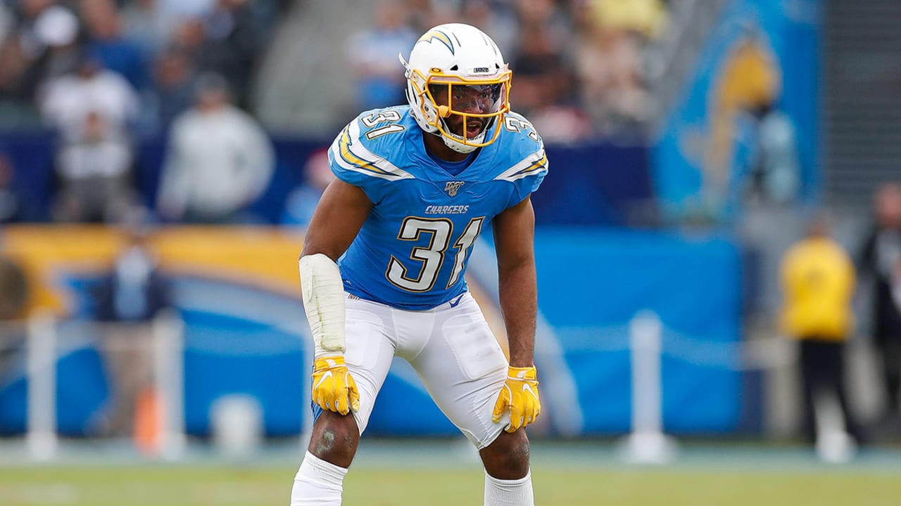 Former Pro Bowl S Adrian Phillips signing with Patriots