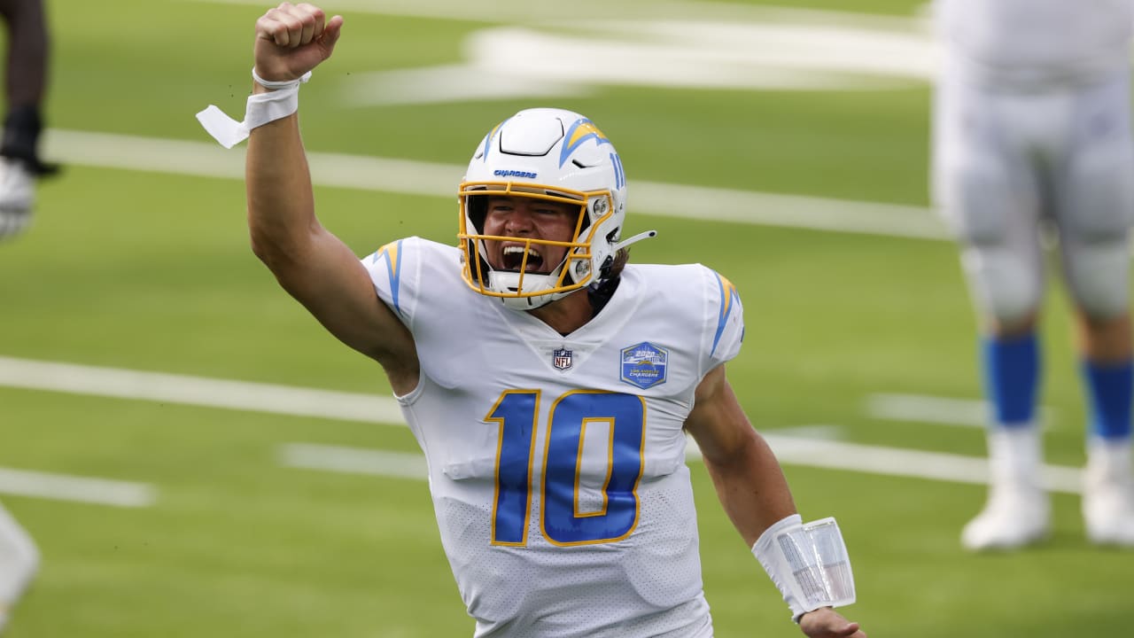 Chargers QB Justin Herbert Steps up Big in 1st NFL Start