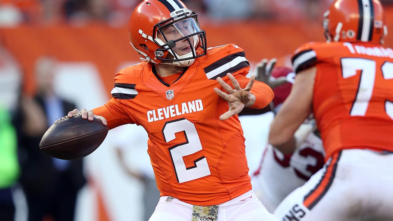 Johnny Manziel to Start Season as Browns' Backup Quarterback - The New York  Times