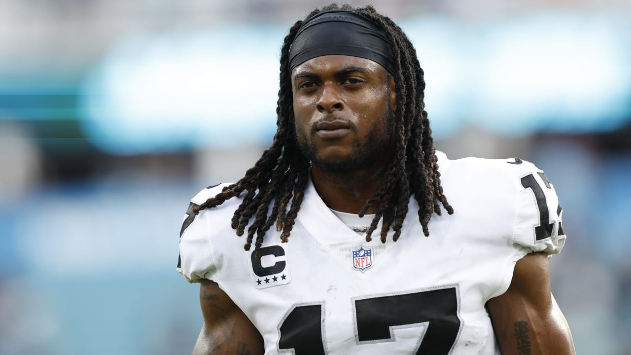 Raiders WR Davante Adams (abdomen) active vs. Broncos