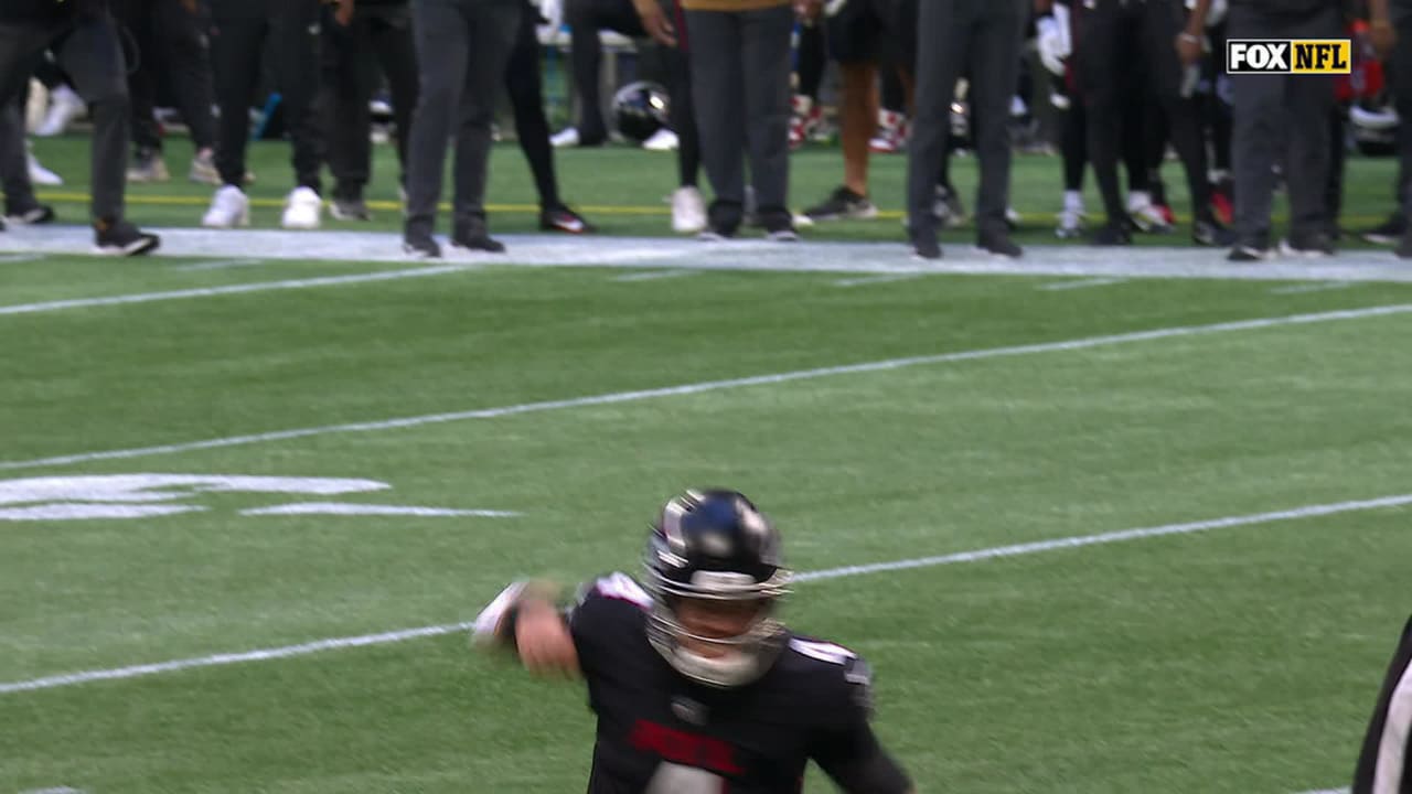 Atlanta Falcons Running Back Tyler Allgeier's TD Run Gives Falcons Lead ...