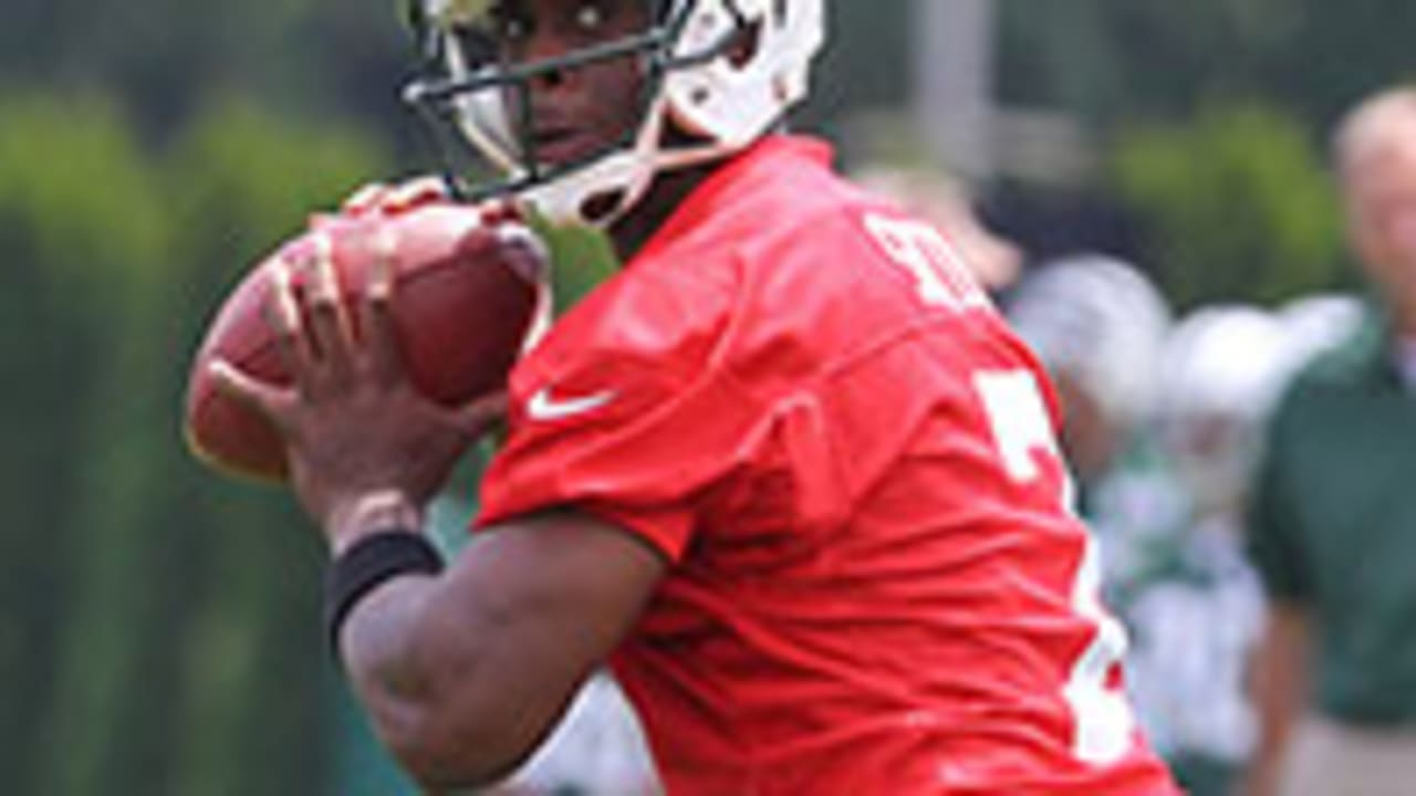 geno-smith-130723-SPOT.jpg