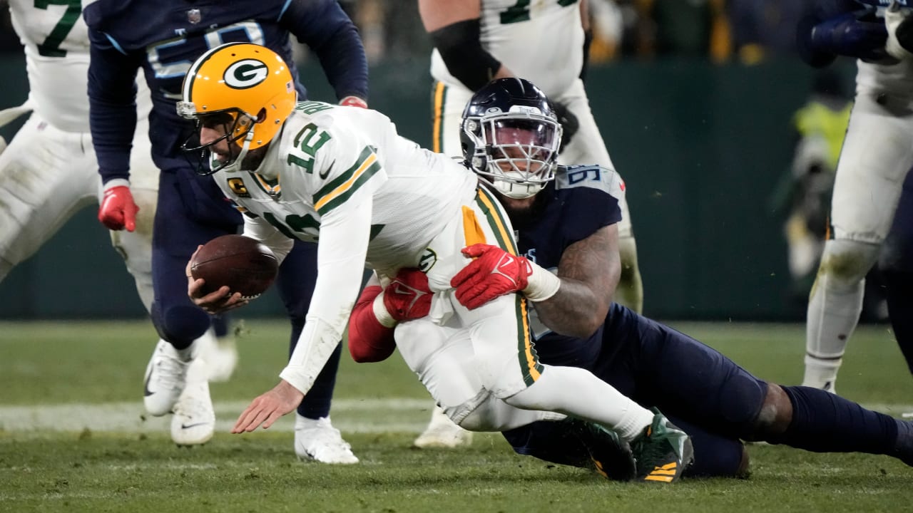 Jeffery Simmons Engulfs Rodgers for Massive Coverage Sack