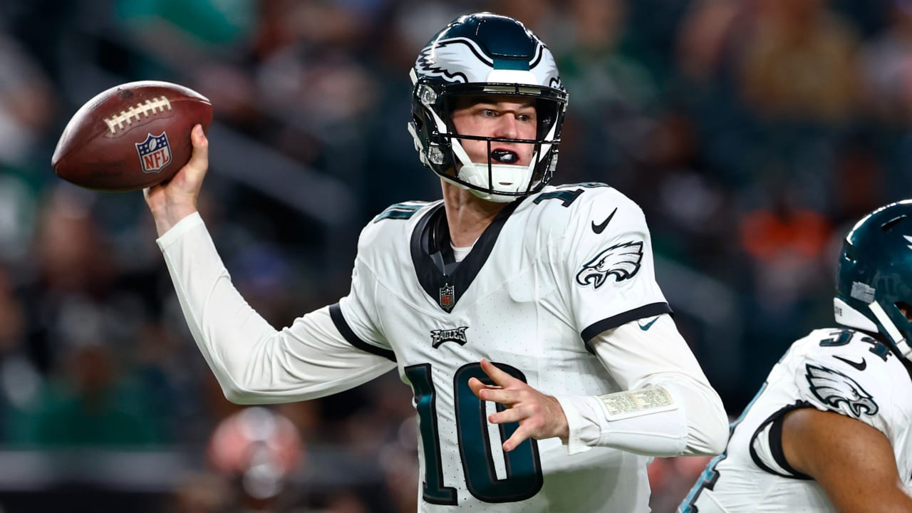 Philadelphia Eagles quarterback Tanner McKee rolls out for 22yard TD