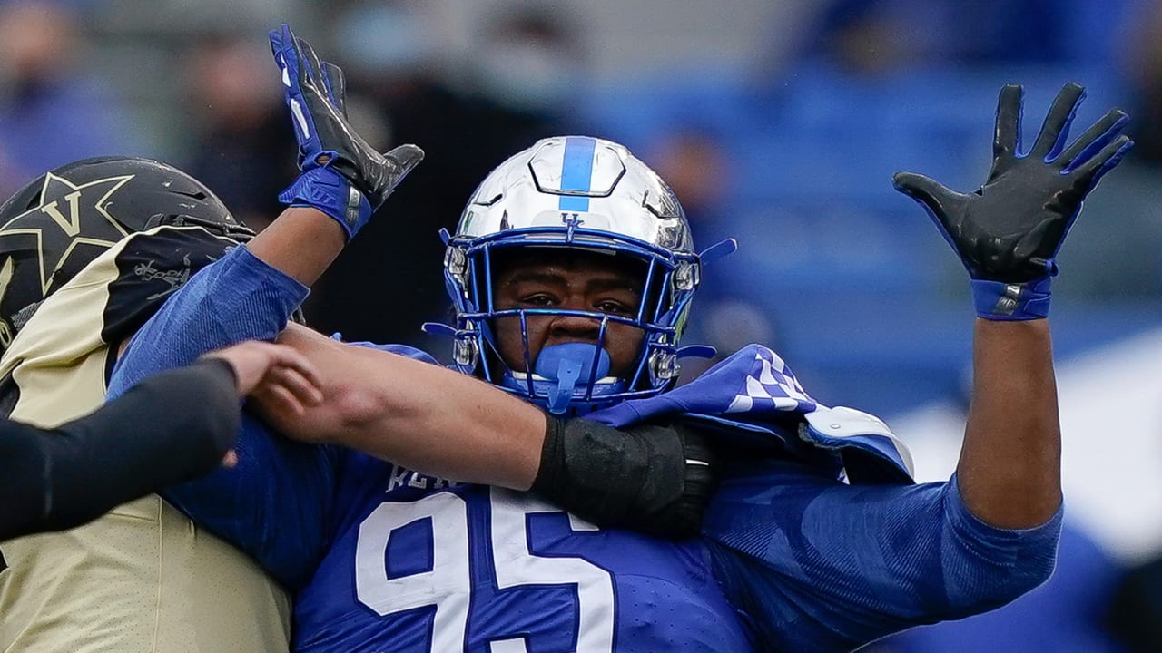 2021 NFL Draft: Dallas Cowboys DT Select Quinton Bohanna From Kentucky W/  Pick 192 In The 5th Round 