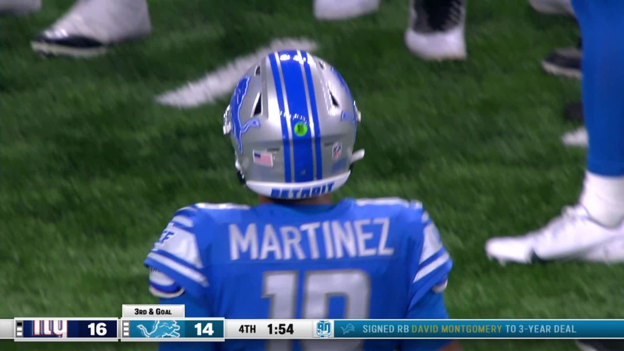 Detroit Lions quarterback Adrian Martinez gives Lions late lead