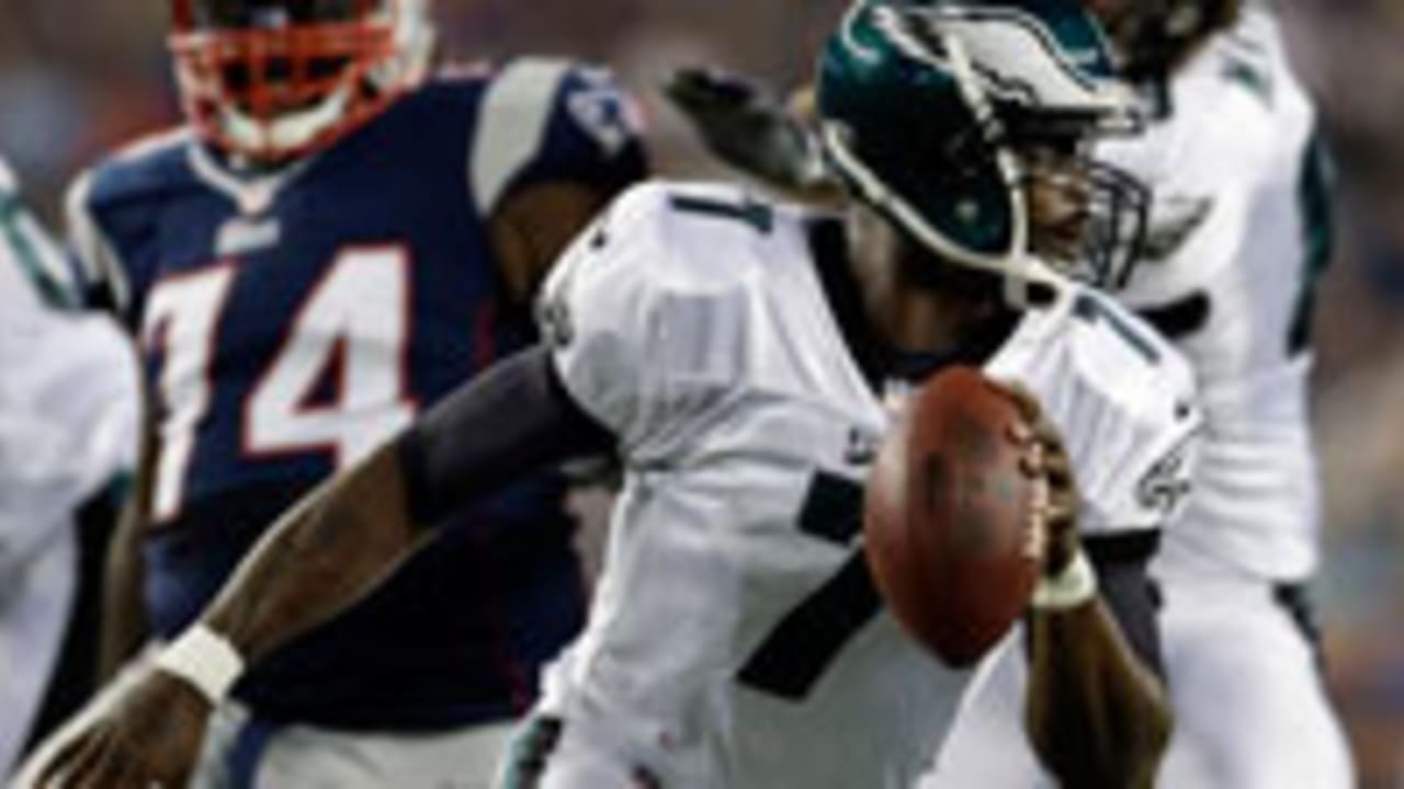 michael-vick-120821-spot.jpg