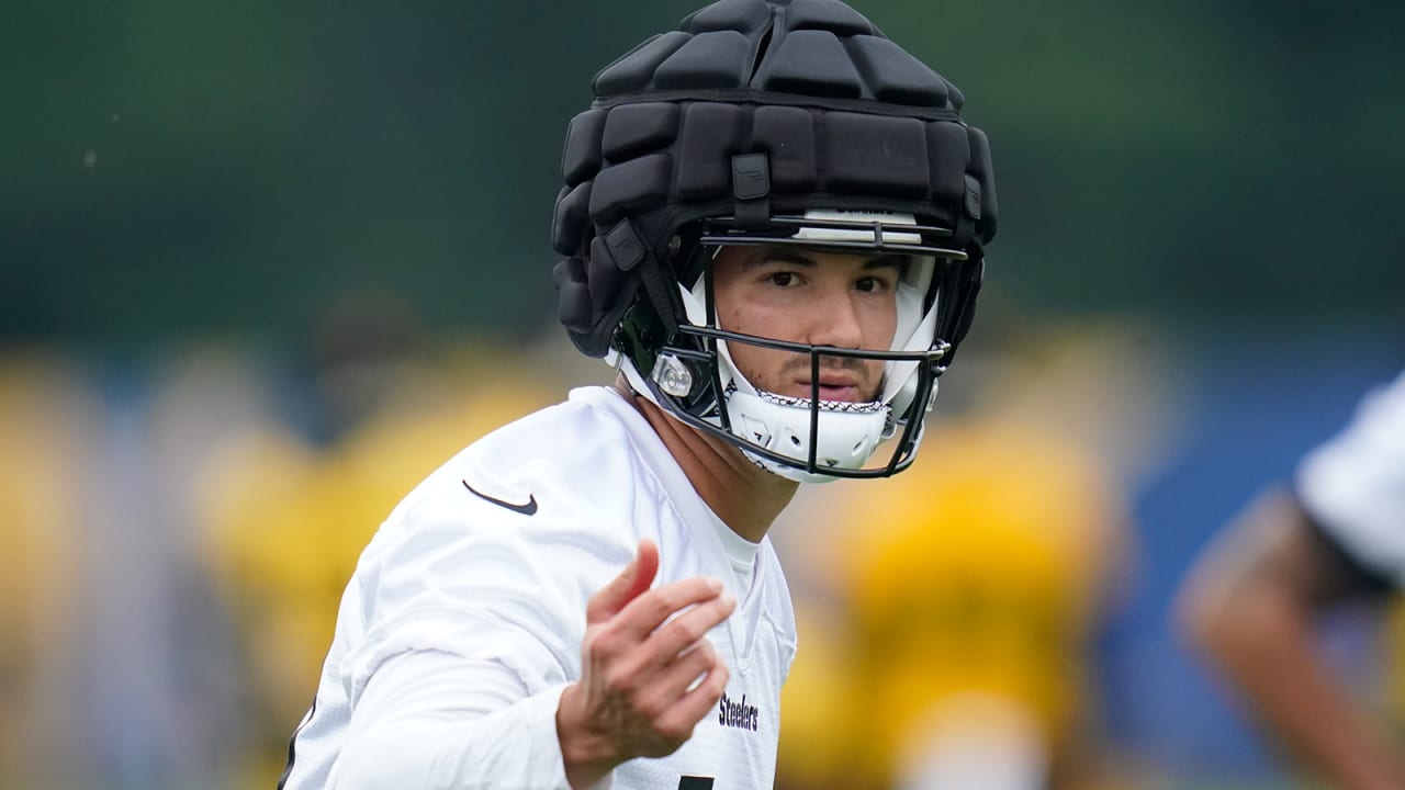 Steelers debut new, safer helmets for off-season training