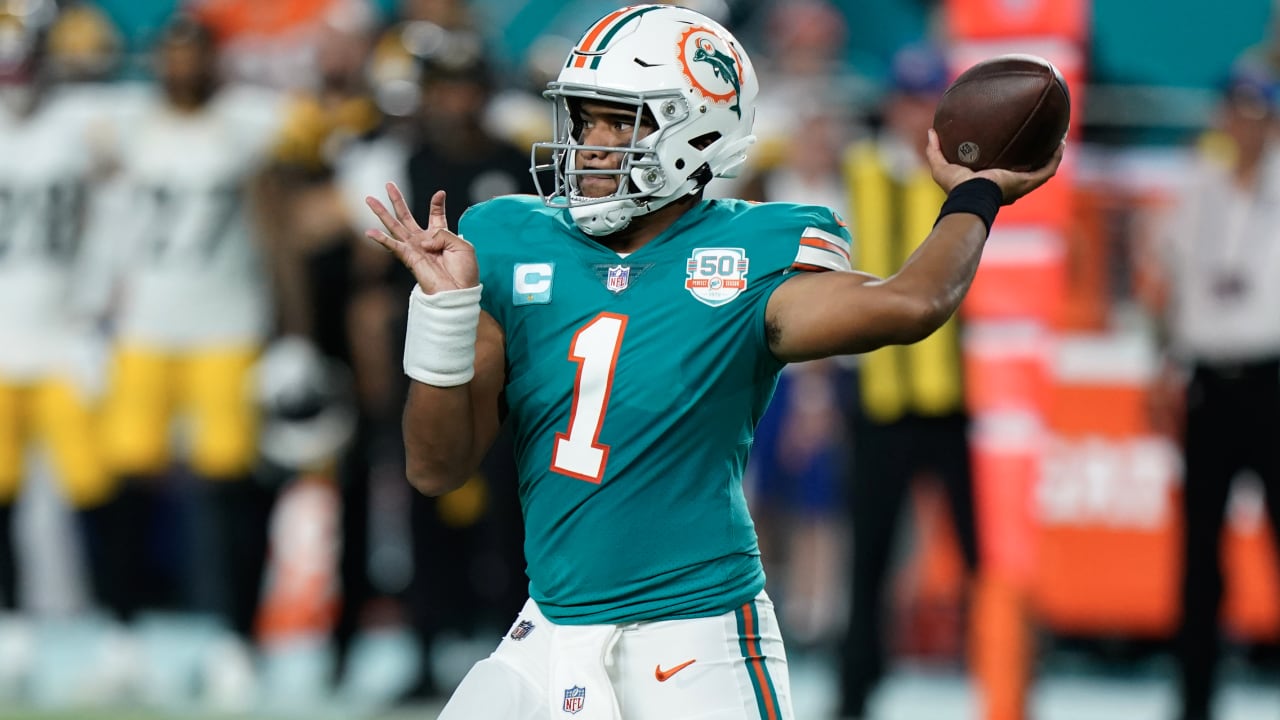 Miami Dolphins wide receiver Jaylen Waddle shares his thoughts on  quarterback Tua Tagovailoa's jiu-jitsu training - The Phinsider