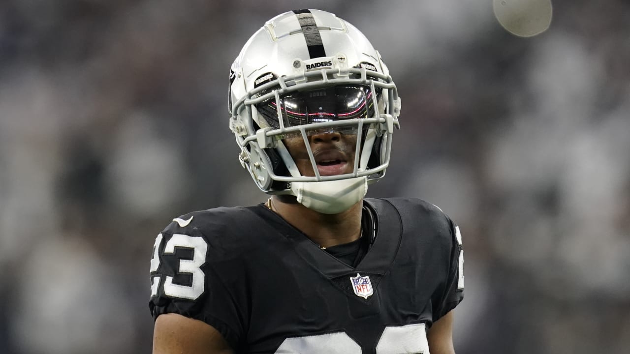 Ravens sign former Raiders RB Kenyan Drake