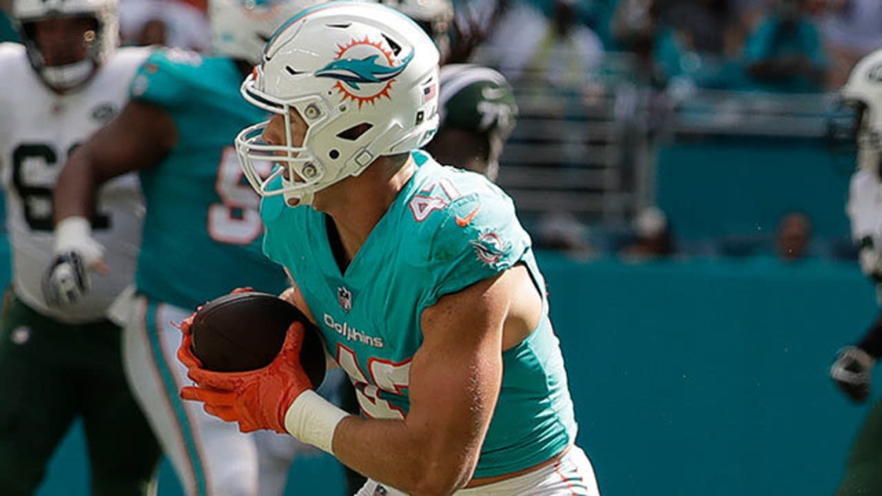 Kelly: Is Kiko Alonso's time with Dolphins coming to an end? Seems like the  writing is on the wall