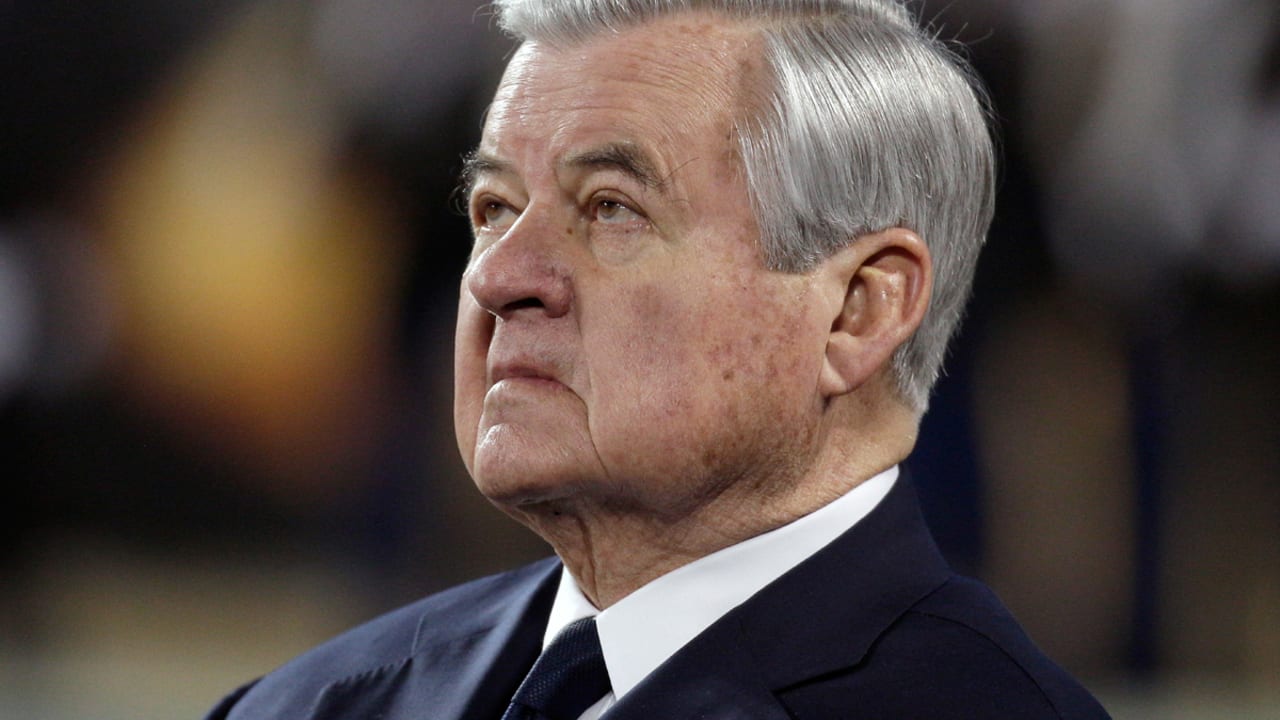 Jerry-Richardson-171218-sl.jpg