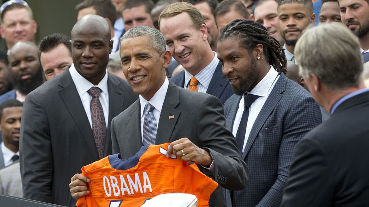 Photo: President Obama welcomes the Super Bowl Champion Denver