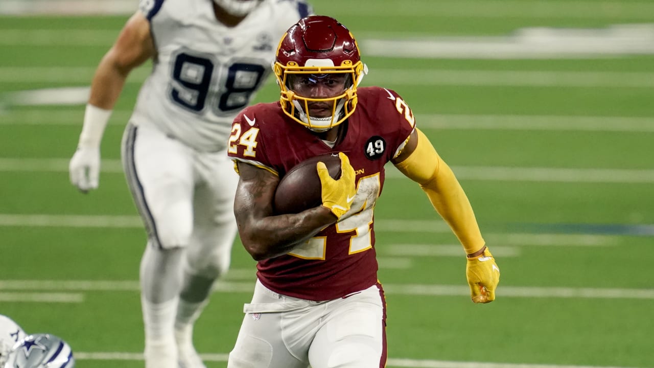 Thanksgiving Hat Trick! Washington Football Team running back Antonio Gibson  carves up Dallas Cowboys for his third touchdown