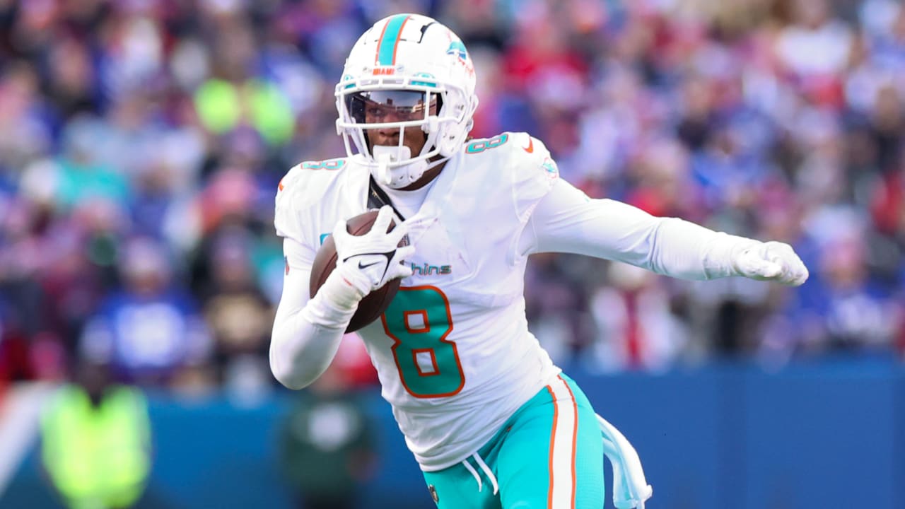 Josh Allen Throws Interception to Jevon Holland, Dolphins vs Bills