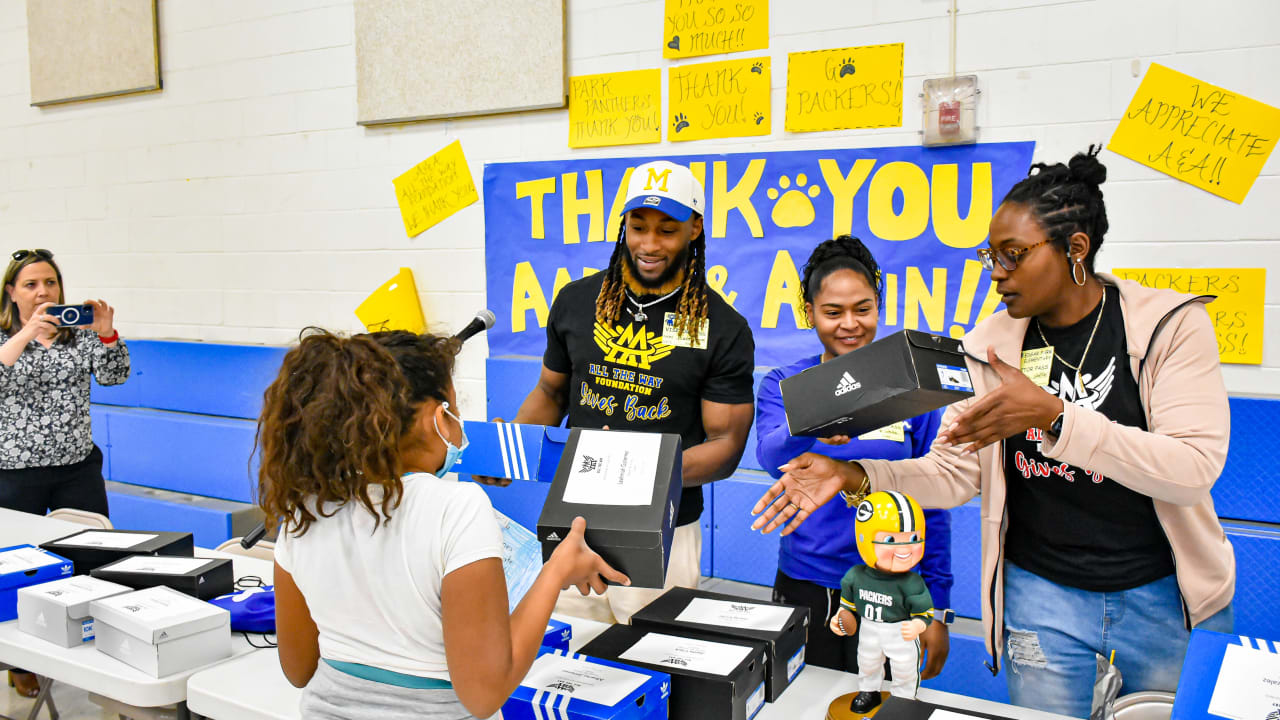 Photos: Packers, Aaron Jones kick off 'Salute to Service' initiative at  Lambeau Field