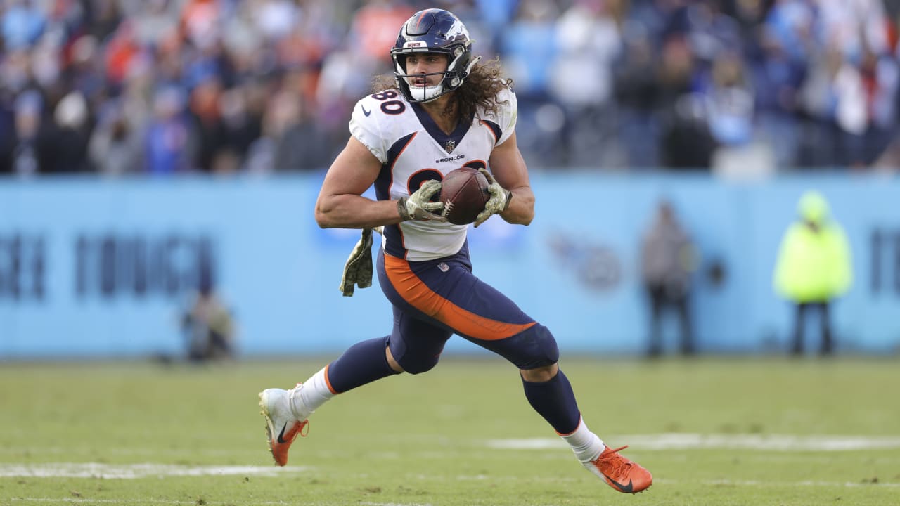 Vikings waive former Denver Broncos TE