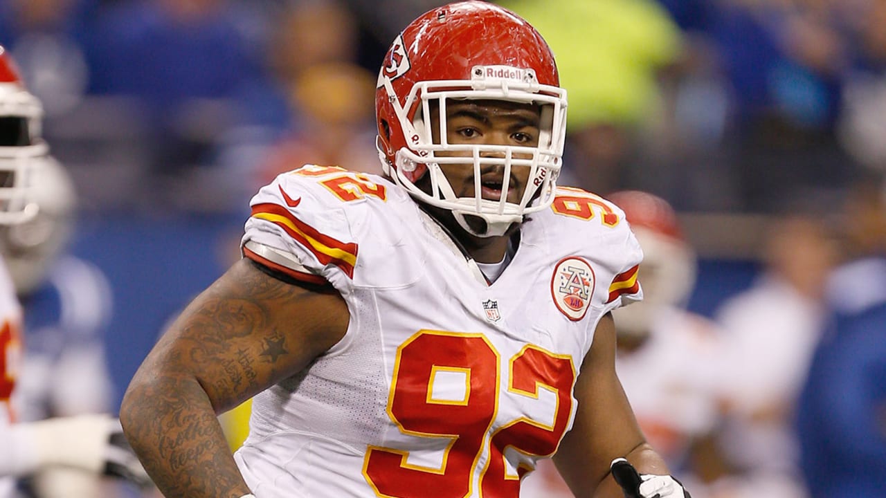 Poe-Dontari-150728-SL.jpg