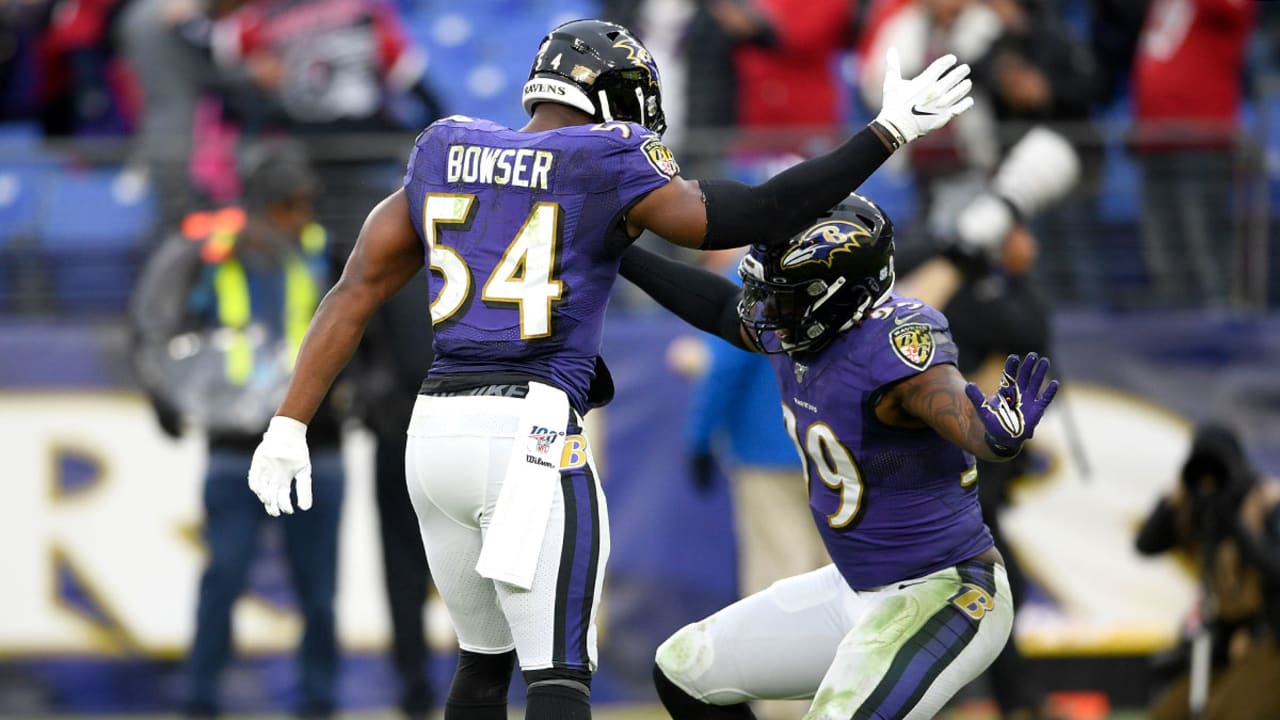 Ravens harass Watson, beat Texans 41-7 for 6th straight win