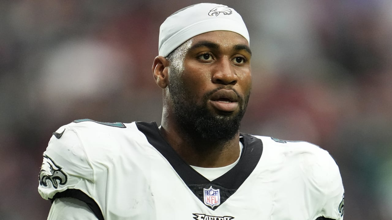 Pass rusher Haason Reddick agrees to reworked contract with Jets, ending NFL’s final holdout