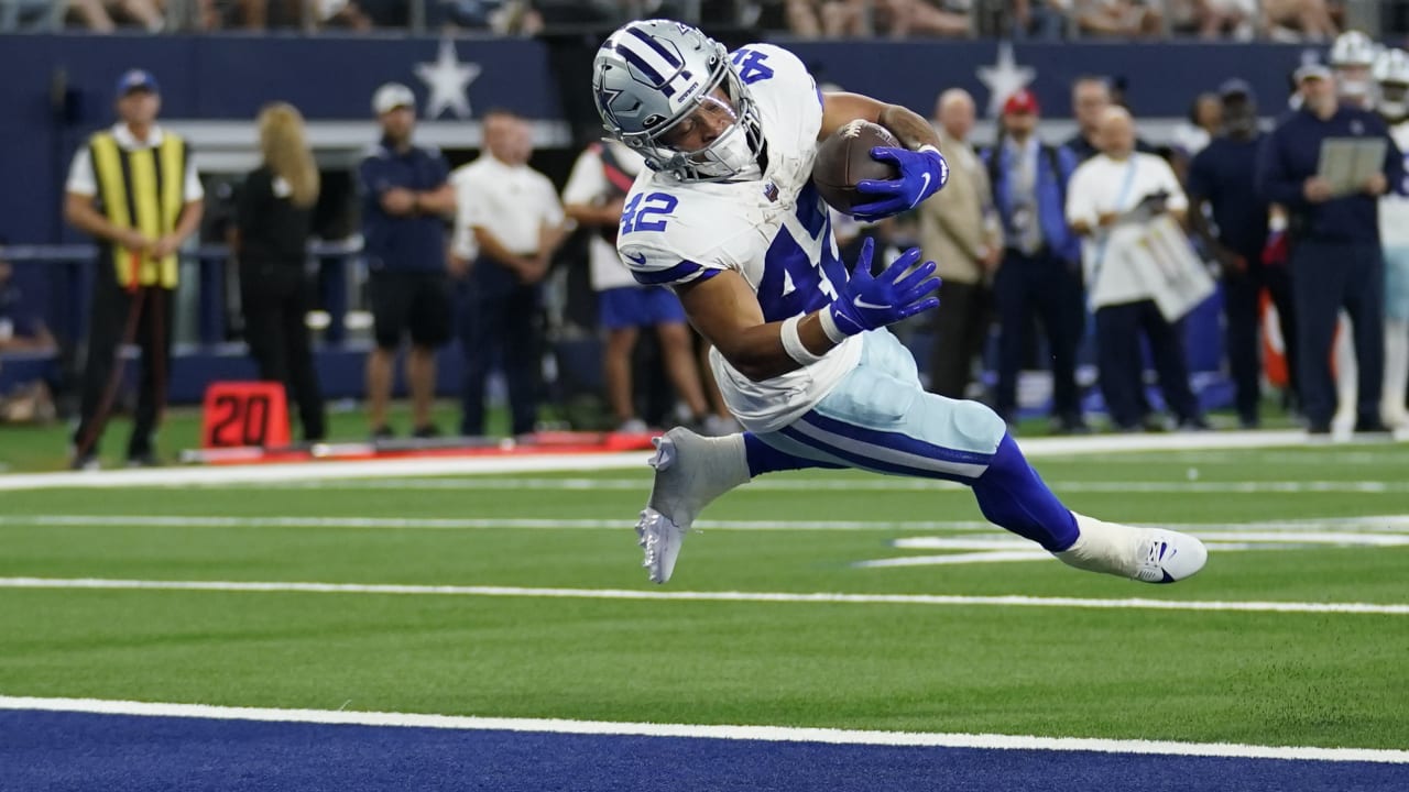 Watch: Cowboys RB Deuce Vaughn scores first preseason touchdown vs. Jaguars