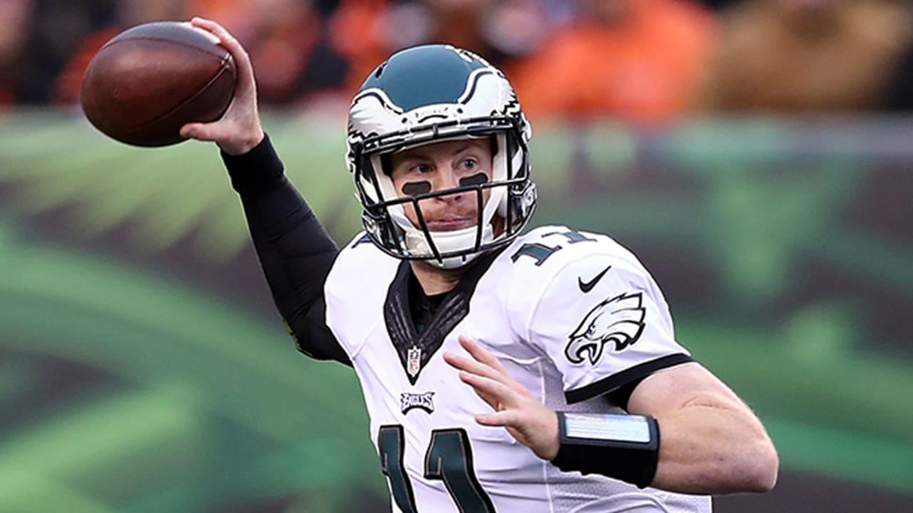 Carson-Wentz-170612-sl.jpg