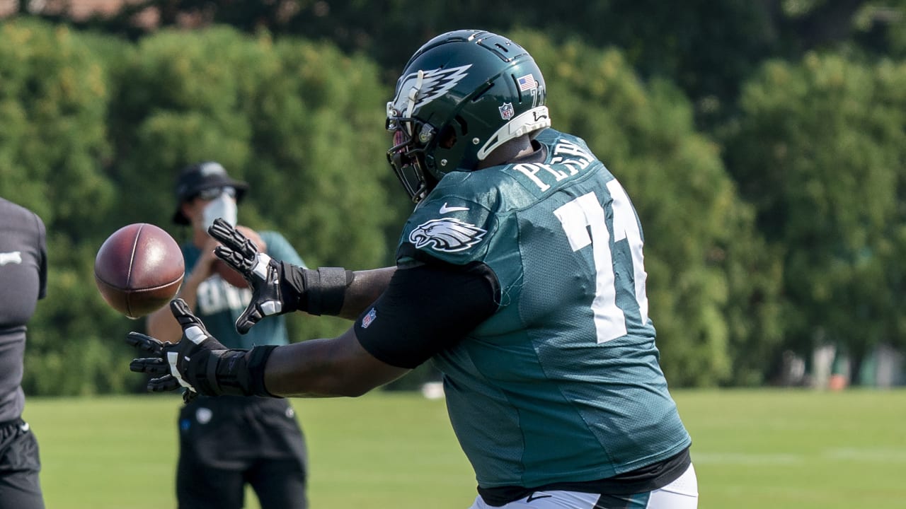 Doug Pederson moving forward with Andre Dillard at left tackle