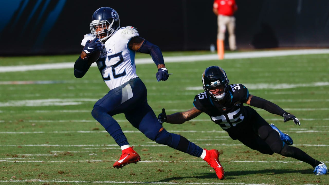 Tennessee Titans Running Back Derrick Henry Goes Over 2,000 Rushing ...