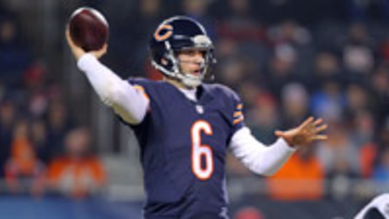 Jay-Cutler-sl-121614-2.jpg