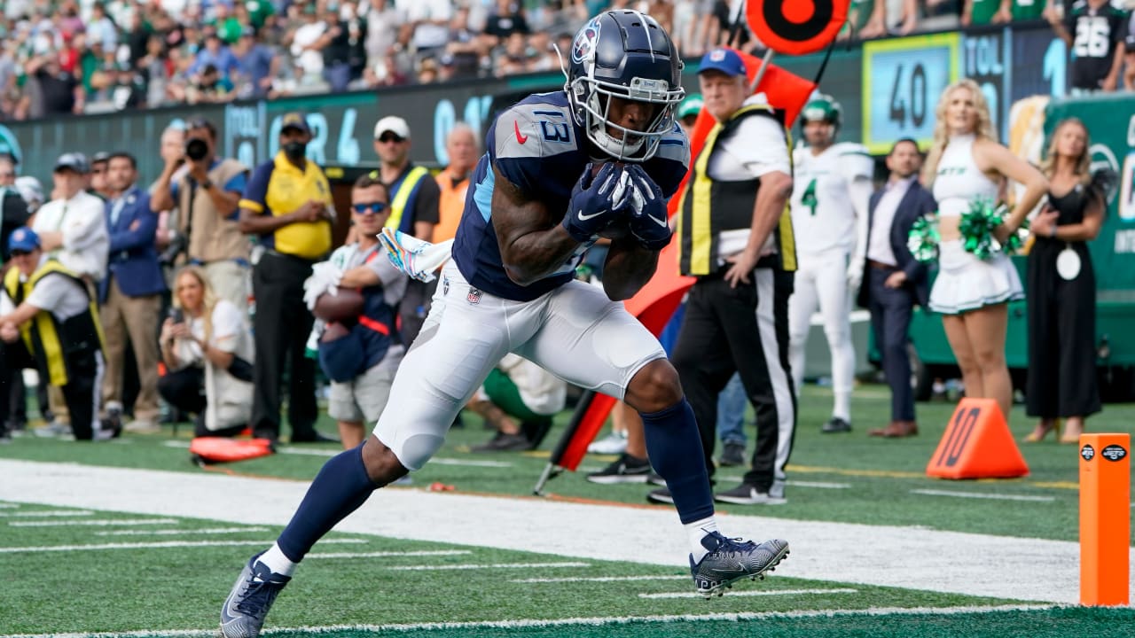 Tennessee Titans wide receiver Cameron Batson (13) plays against