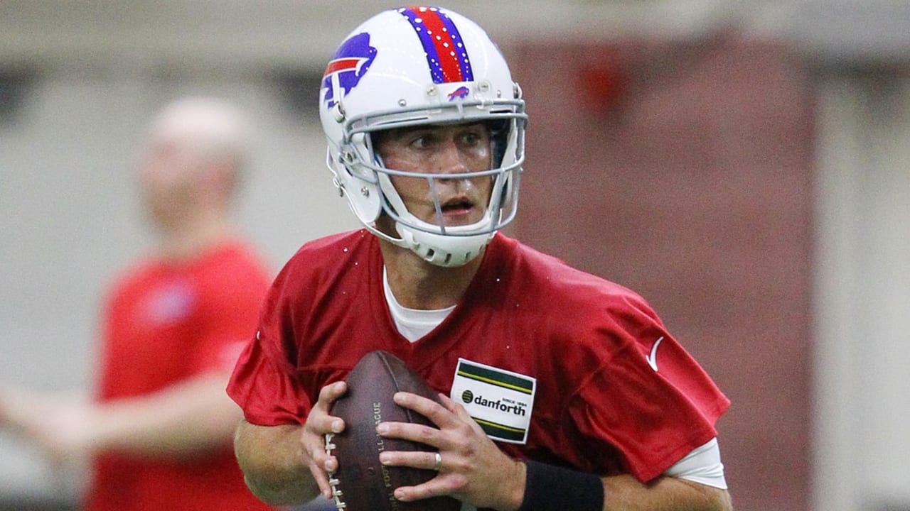matt-cassel-150620-Sl.jpg