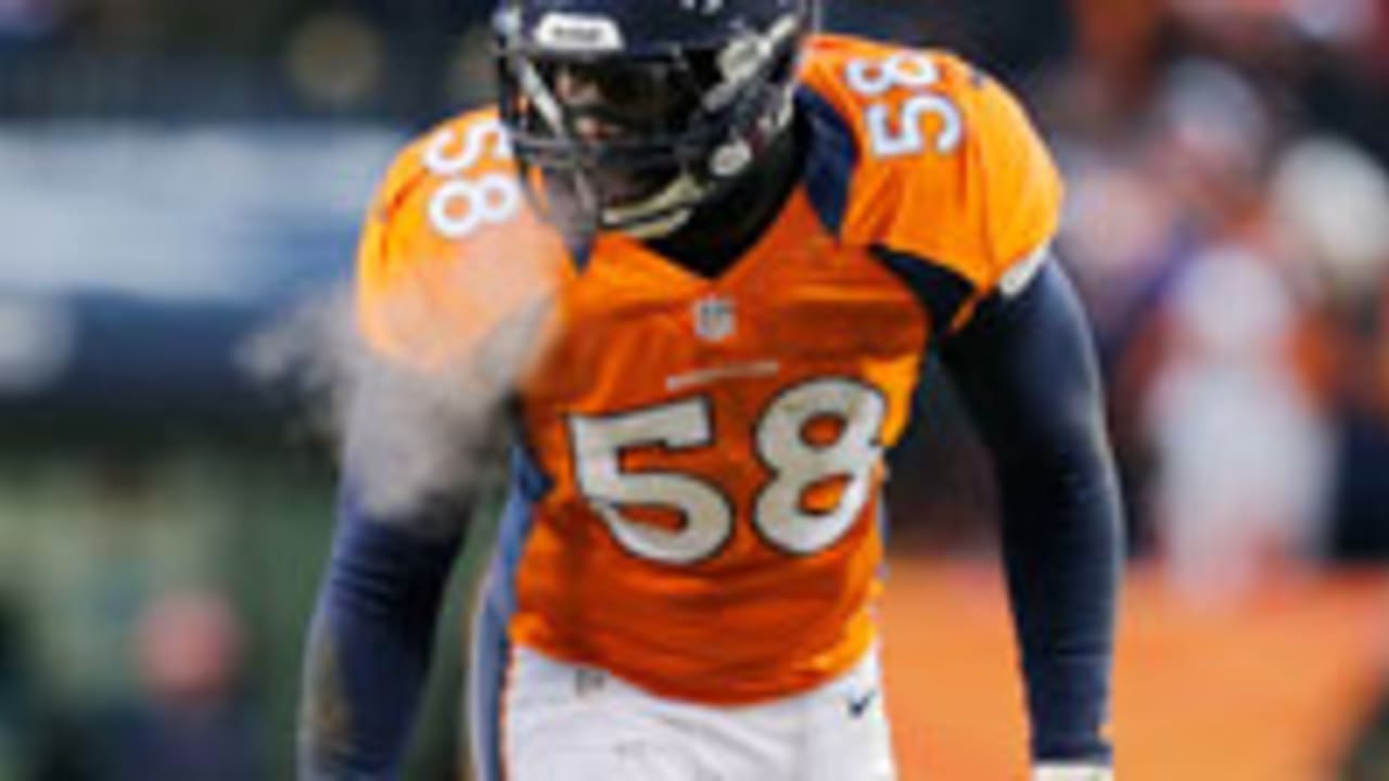 Von-Miller-sl-130722.jpg