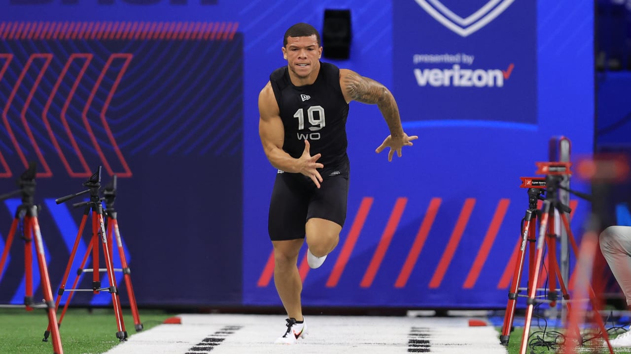 Wide receiver Skyy Moore runs official 4.41-second 40-yard dash