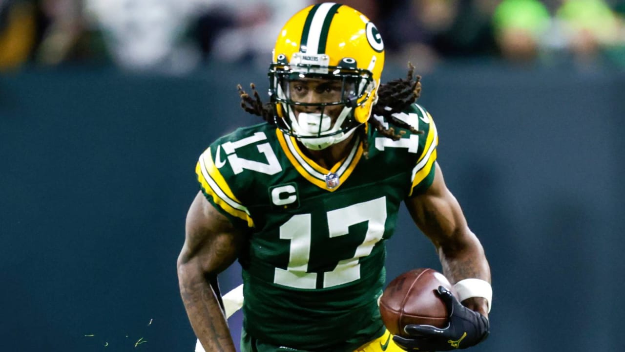 Davante Adams Will Join Raiders as Highest-Paid Non-QB Ever