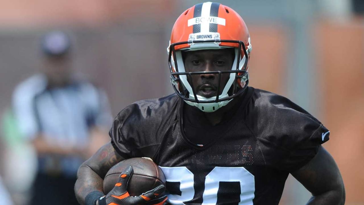 Dwayne Bowe plans to fill Josh Gordon's shoes