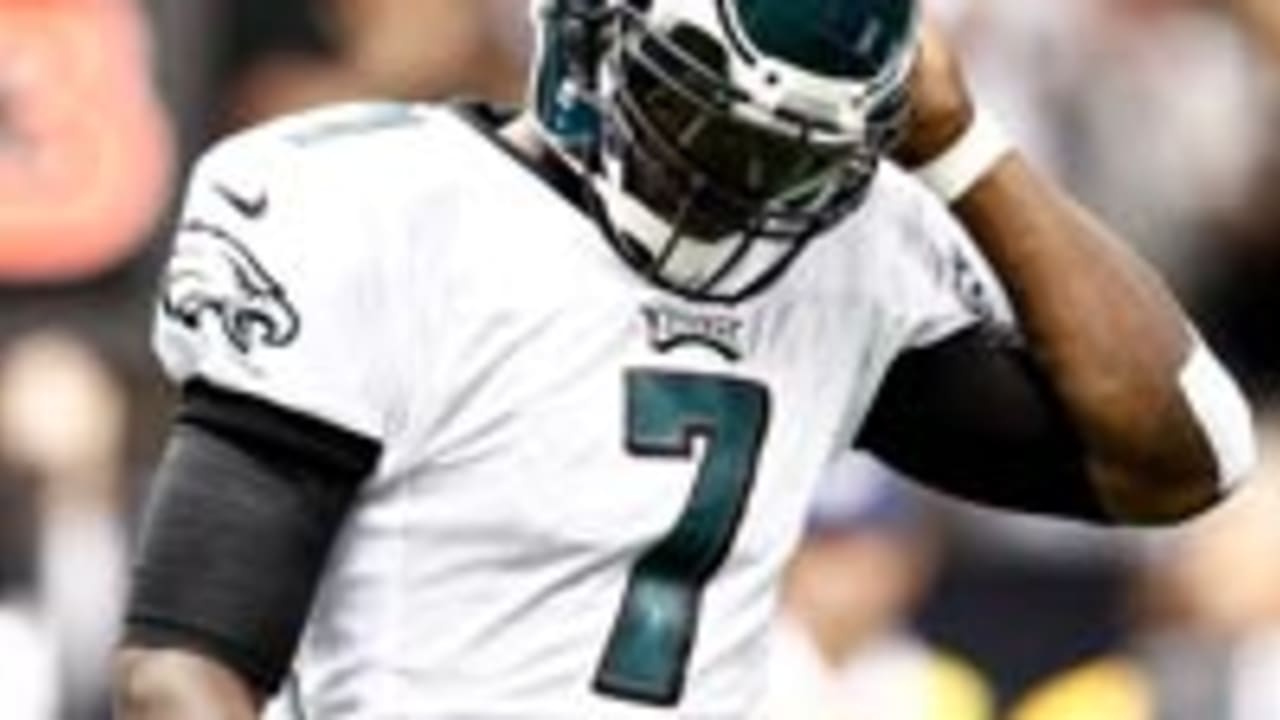 Michael-Vick-121109-Spot.jpg