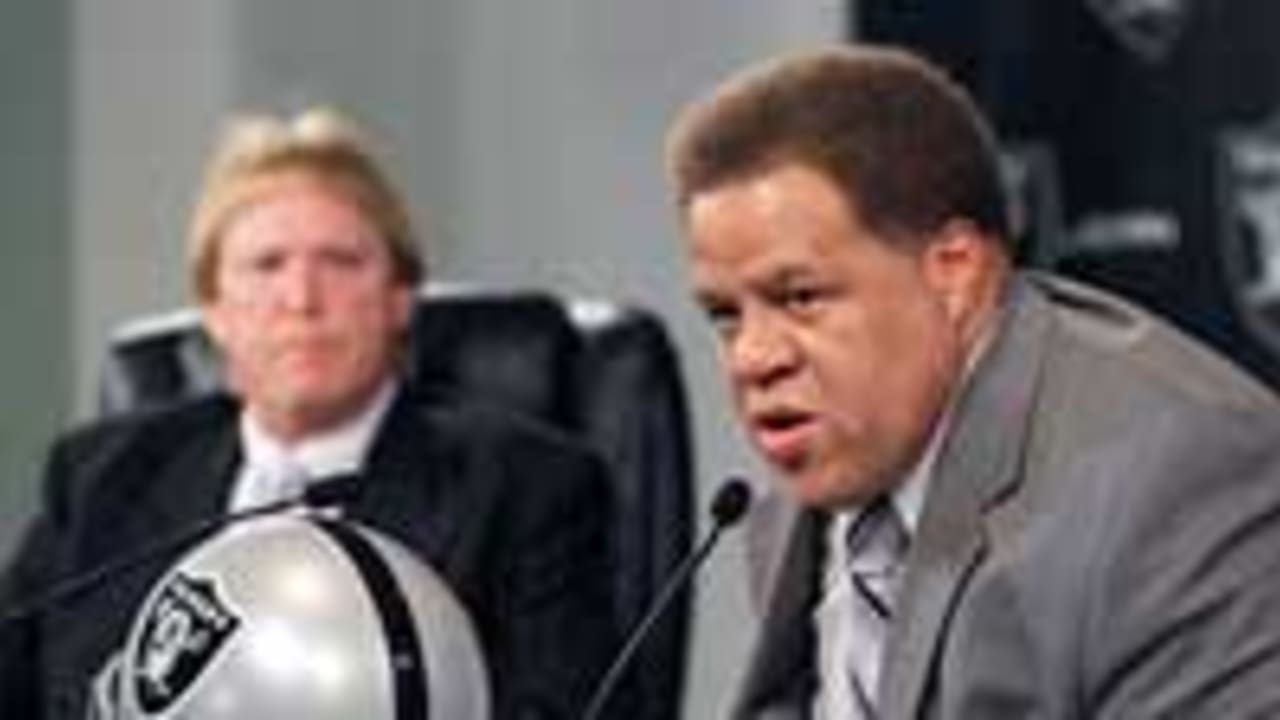 NFL-Reggie-McKenzie-Mark-Davis-SL-141120