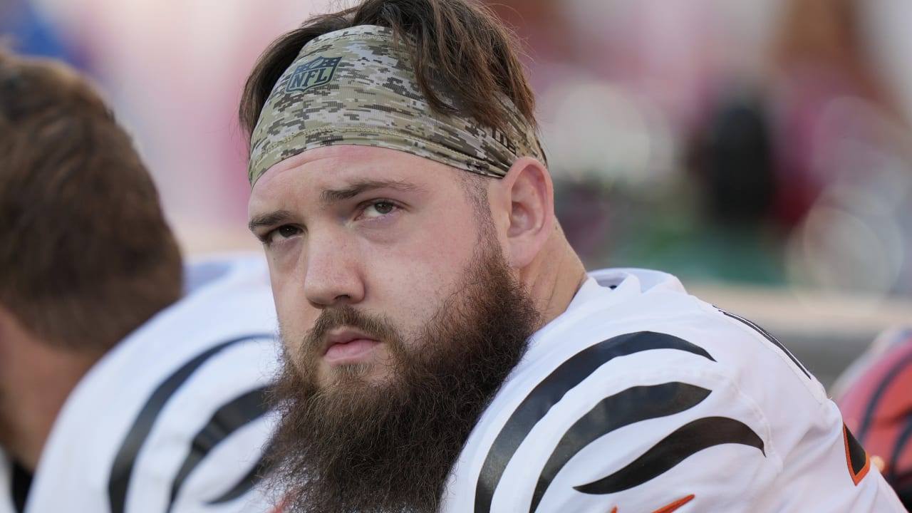 Report: Bengals LT Jonah Williams Suffers Dislocated Kneecap