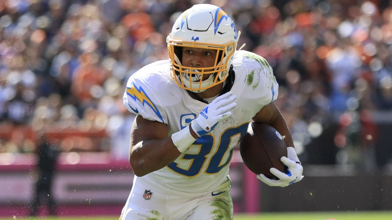 Los Angeles Chargers Running Back Austin Ekeler's Stiff-arm Strength On 