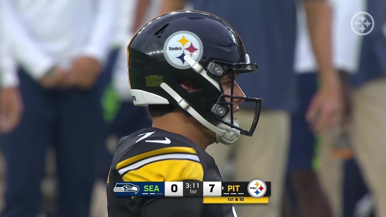 Quarterback play a mixed bag as Seahawks lose to Steelers to open