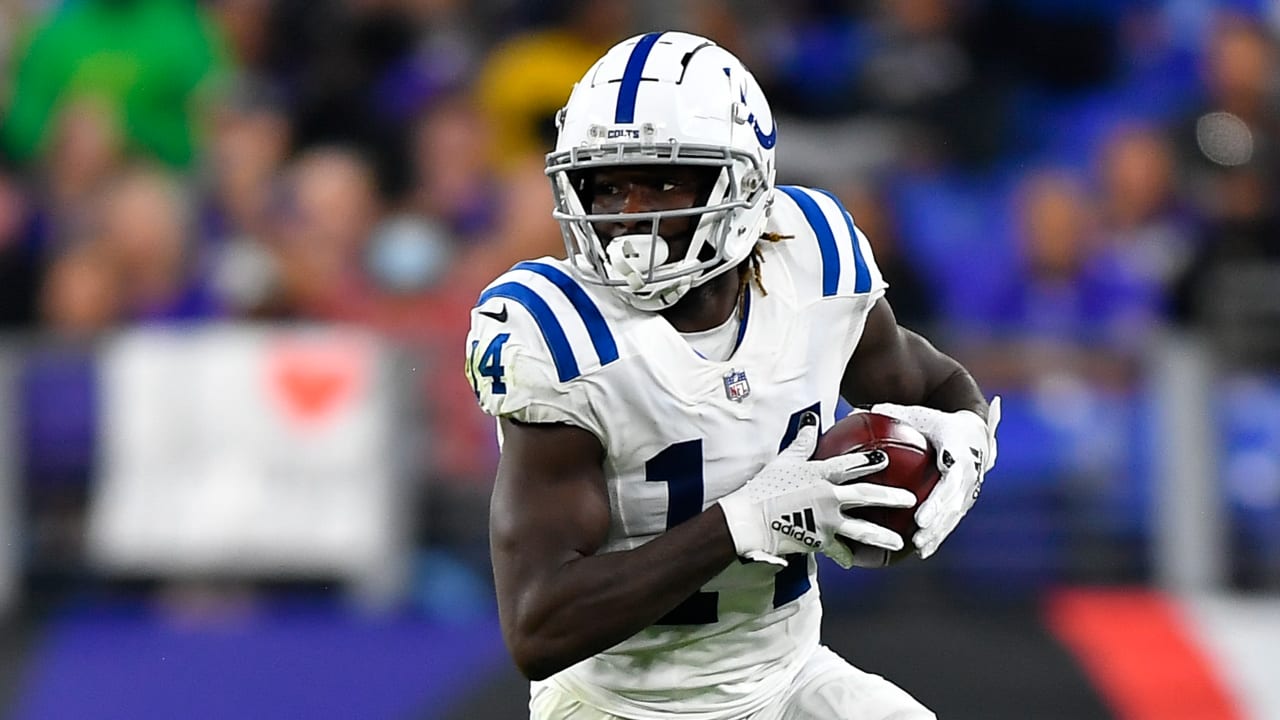 Indianapolis Colts: Zach Pascal listed as most improved player